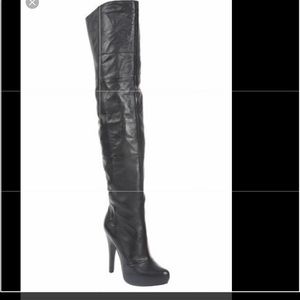 Report Signature Fairfax, Black